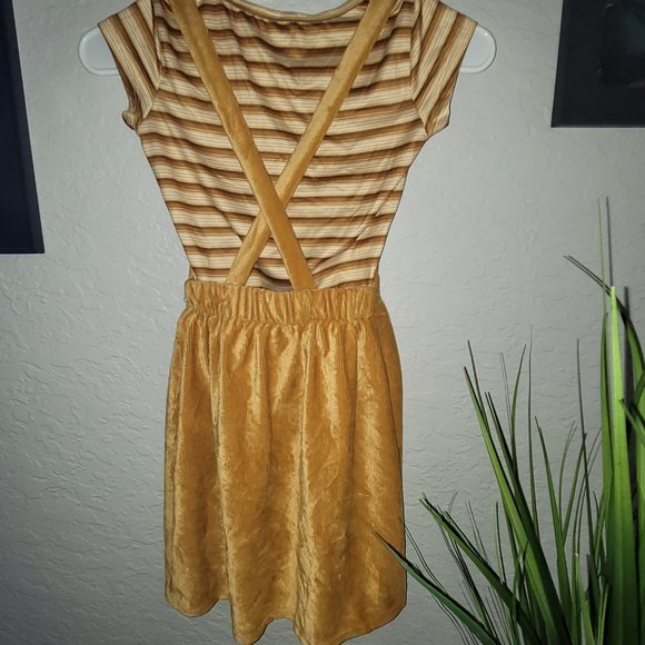 Beautees Girl Goldish Yellow Skirt Jumper and Matching Shirt- Size 7/8 - Picture 4 of 9